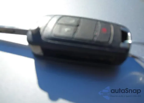 2017 Chevrolet Trax Ls z USA, uszkodzony, nr VIN KL7CJKSB2HB229698